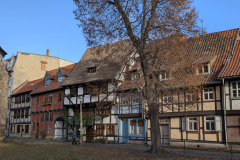 PXL_20251207_123920118