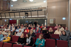 PXL_20251126_183224864