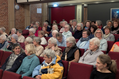 PXL_20251126_183233545